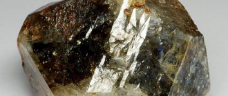 Цирконий и фианит: что дороже, что лучше и чем отличаются