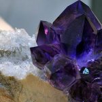 Где добывают минерал