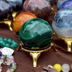 Gemini stone - properties of agate, aquamarine, amber, pearls, topaz and other minerals
