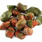 Камень унакит