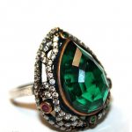 Кольцо с зелёным аметистом