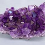 Кристаллы камня александрит