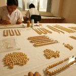 Производство золотого жемчуга