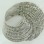 Серебряная брошь с марказитами