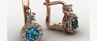 Earrings with alexandrite