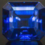 Синий драгоценный камень