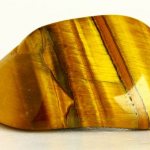 Тигровый глаз камень