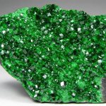 уваровит минерал